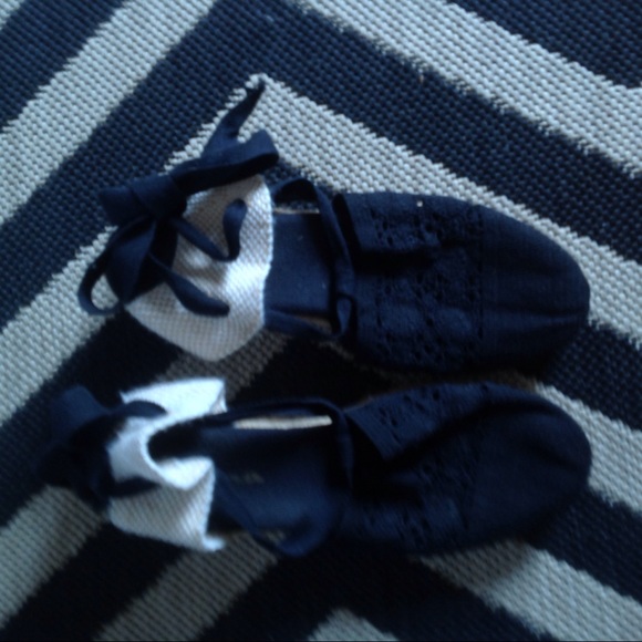 Black Espadrilles Sandal - Picture 2 of 3